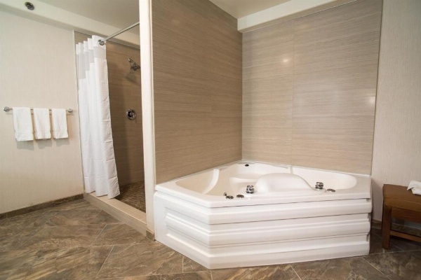 Holiday Inn Express South Lake Tahoe image 14